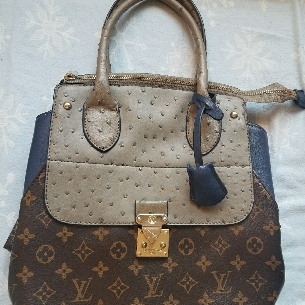 Handbag